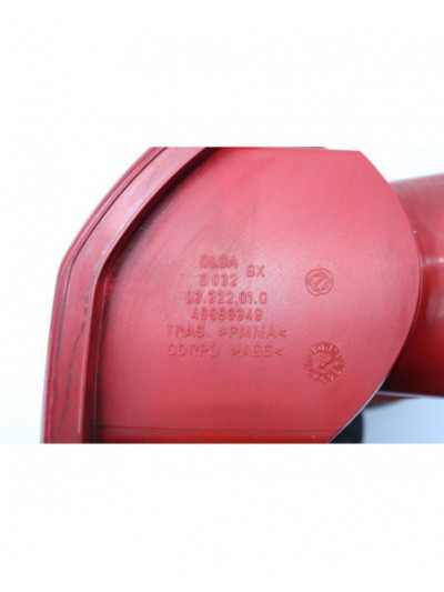 Recambio de piloto trasero izquierdo para alfa romeo 147 (190) 1.9 jtd distinctive referencia OEM IAM 46556349