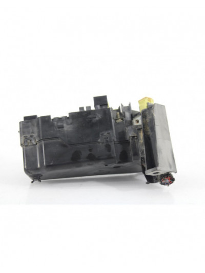 Recambio de caja reles / fusibles para mitsubishi montero (v60/v70) 2.5 tdi sahel (5-ptas.) referencia OEM IAM 274H53046