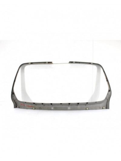 Recambio de moldura porton para mitsubishi montero (v60/v70) 2.5 tdi sahel (5-ptas.) referencia OEM IAM MR391181