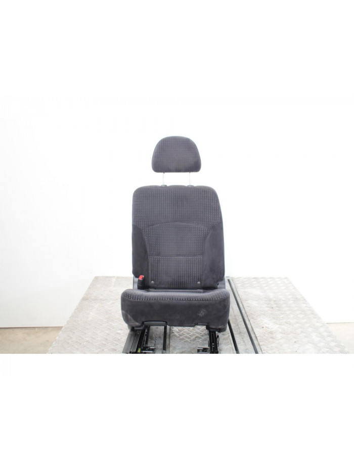 Recambio de asientos trasero izquierdo para mitsubishi grandis (na0w) 2.0 di-d inform referencia OEM IAM 4109TELANEGRA