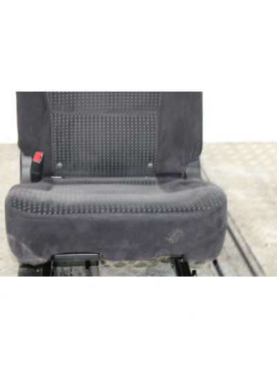 Recambio de asientos trasero izquierdo para mitsubishi grandis (na0w) 2.0 di-d inform referencia OEM IAM 4109TELANEGRA