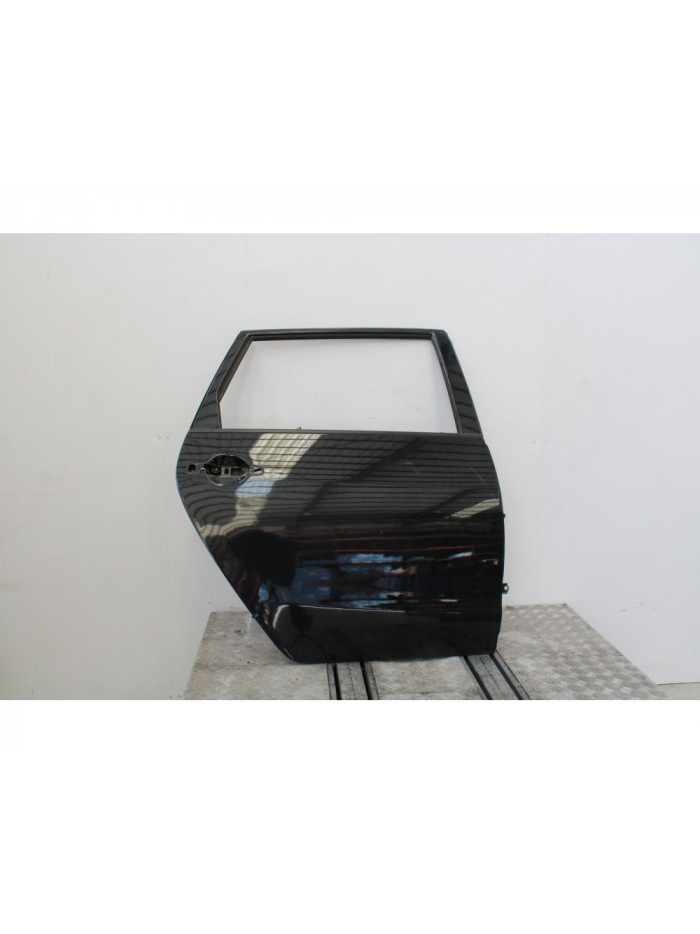 Recambio de puerta trasera derecha para mitsubishi grandis (na0w) 2.0 di-d inform referencia OEM IAM 4109NEGRO