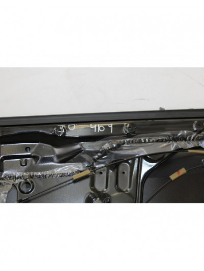 Recambio de puerta trasera derecha para mitsubishi grandis (na0w) 2.0 di-d inform referencia OEM IAM 4109NEGRO