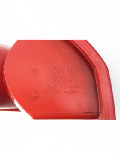 Recambio de piloto trasero derecho para alfa romeo 147 (190) 1.9 jtd distinctive referencia OEM IAM 46556347