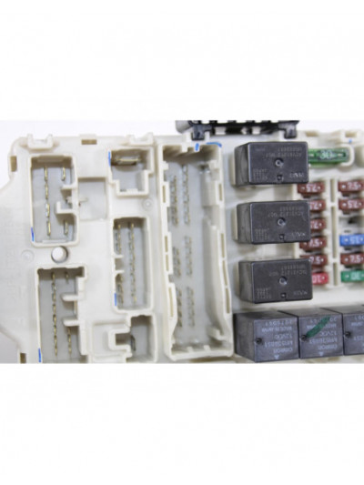 Recambio de caja reles / fusibles para mitsubishi grandis (na0w) 2.0 di-d inform referencia OEM IAM 507040185