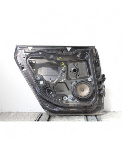 Puerta trasera izquierda AUDI A3 1.6 TDI Ambiente 2012