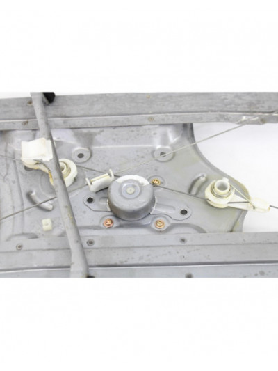 Elevalunas delantero izquierdo MITSUBISHI GRANDIS 2.0 DI-D Inform 2006