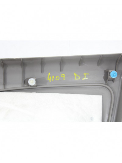 Recambio de guarnecido puerta delantera izquierda para mitsubishi grandis (na0w) 2.0 di-d inform referencia OEM IAM MR576081