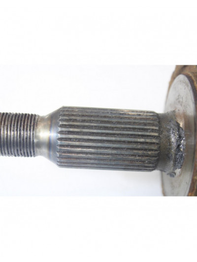 Transmision delantera derecha MITSUBISHI L 200 Inform Klima Einzelkabine 4WD 2011