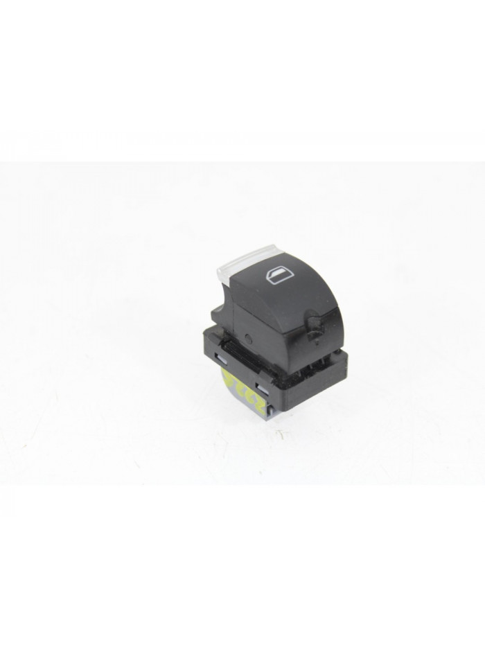 Mando elevalunas delantero derecho AUDI A3 1.6 TDI Ambiente 2012