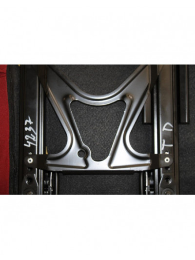 Recambio de asiento trasero derecho para mitsubishi colt berlina 5 (z30a) 1.3 atlantis referencia OEM IAM 4237ROJO