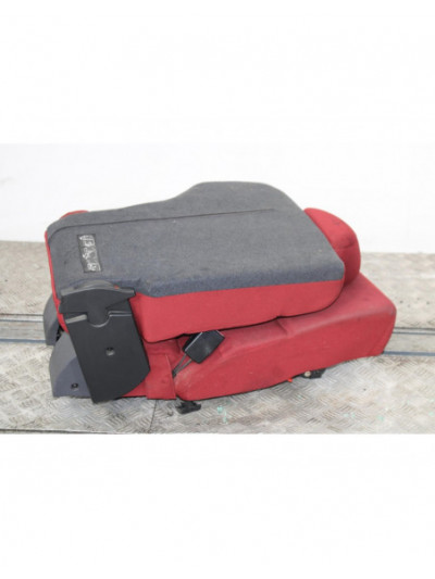 Recambio de asientos trasero izquierdo para mitsubishi colt berlina 5 (z30a) 1.3 atlantis referencia OEM IAM 4237ROJO