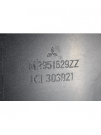 Recambio de guarnecido maletero para mitsubishi colt berlina 5 (z30a) 1.3 atlantis referencia OEM IAM MR951629ZZ