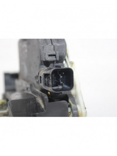 Recambio de cerradura puerta trasera derecha para mitsubishi colt berlina 5 (z30a) 1.3 atlantis referencia OEM IAM 4237TD