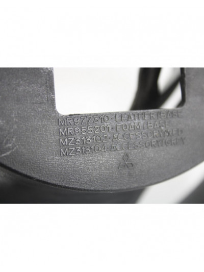 Recambio de volante para mitsubishi colt berlina 5 (z30a) 1.3 atlantis referencia OEM IAM MR955201XA