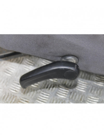 Recambio de asientos trasero izquierdo para mitsubishi montero (v60/v70) 2.5 tdi sahel (5-ptas.) referencia OEM IAM 3046TI