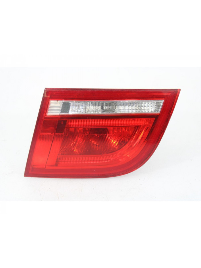 Recambio de piloto trasero derecho interior para audi a3 (8p) 1.6 tdi ambiente referencia OEM IAM 8P4945094D