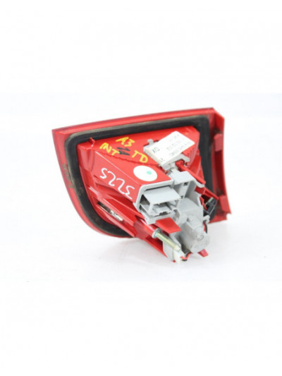 Recambio de piloto trasero derecho interior para audi a3 (8p) 1.6 tdi ambiente referencia OEM IAM 8P4945094D