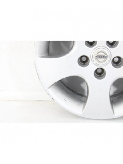 Recambio de llanta para nissan primera trav. (p12) acenta referencia OEM IAM 26552