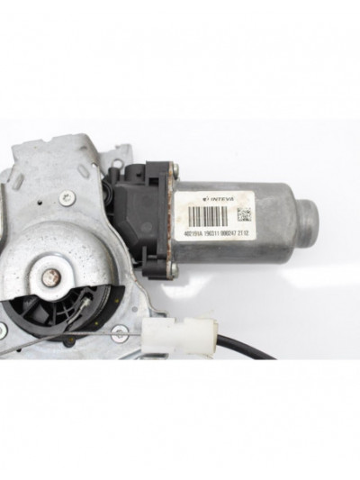 Elevalunas trasero izquierdo NISSAN QASHQAI Acenta 2011