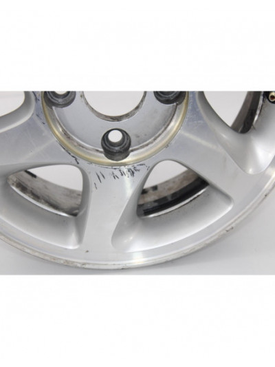 Recambio de llanta para nissan primera berlina (p11) básico referencia OEM IAM 2F5102