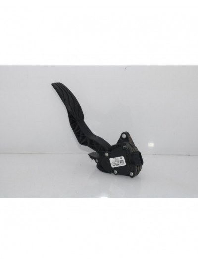 Recambio de pedal acelerador para nissan qashqai (j11) acenta referencia OEM IAM 180024BA0B