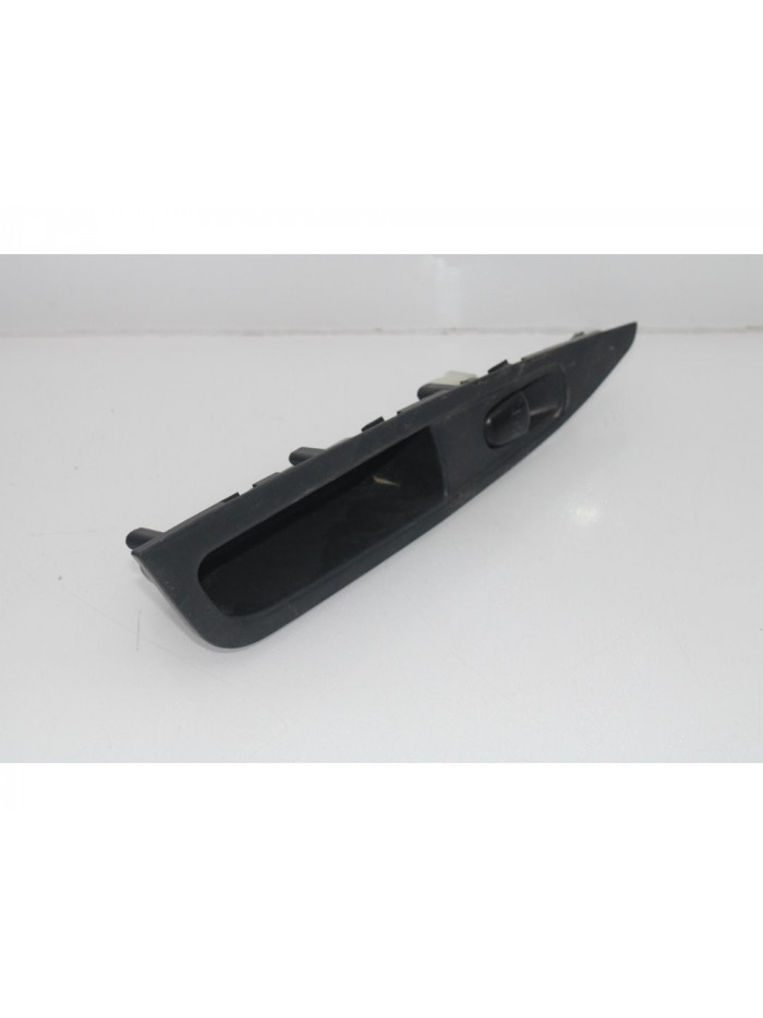 Recambio de mando elevalunas trasero izquierdo para nissan qashqai (j11) acenta referencia OEM IAM