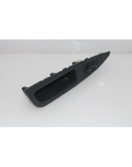 Recambio de mando elevalunas trasero izquierdo para nissan qashqai (j11) acenta referencia OEM IAM