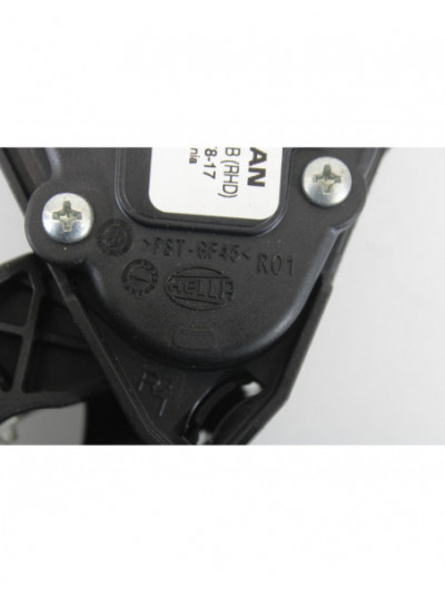 Recambio de pedal acelerador para nissan qashqai (j11) acenta referencia OEM IAM 180024BG0B