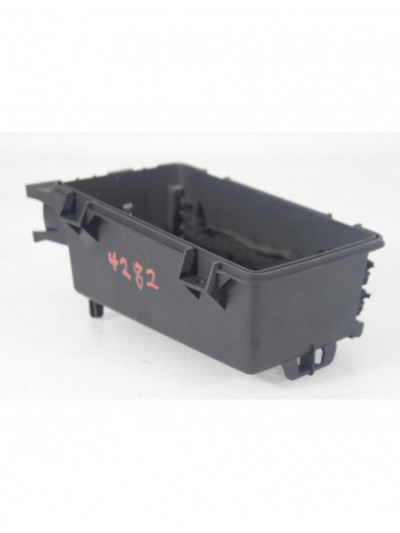 Recambio de entrada usb para audi a3 (8v) ambiente referencia OEM IAM 8V0863300B