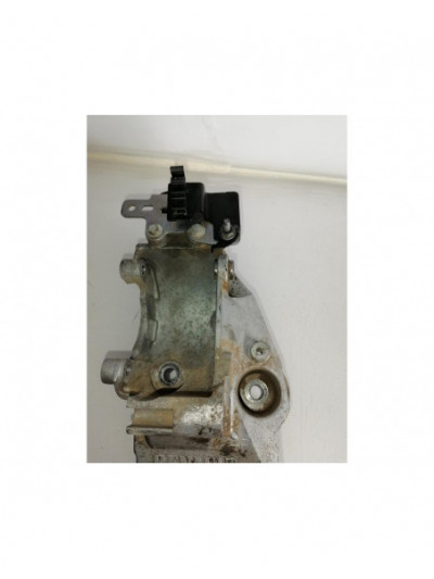 Soporte alternador NISSAN X-TRAIL 2.0 dCi Turbodiesel CAT 150CV 110KW 2009