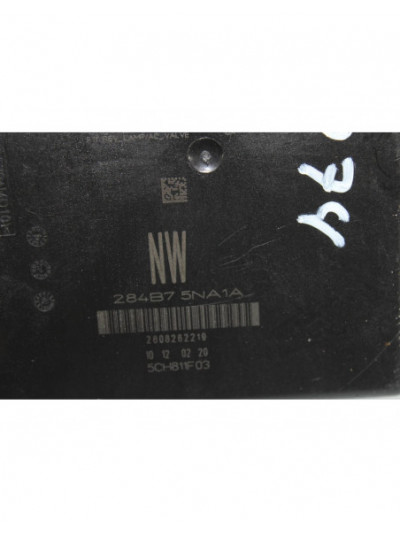 Recambio de caja reles / fusibles para nissan qashqai (j11) acenta referencia OEM IAM 284B75NA1A