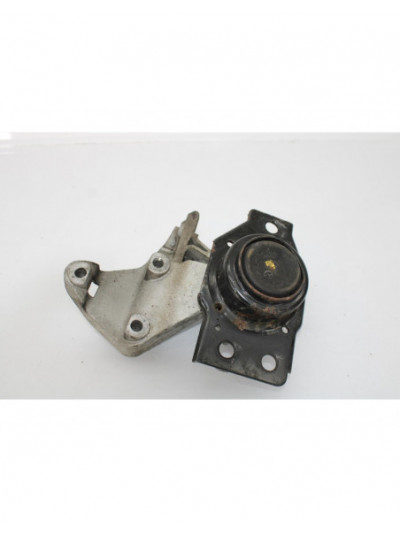 Soporte motor NISSAN QASHQAI 360 110CV 81KW 2008