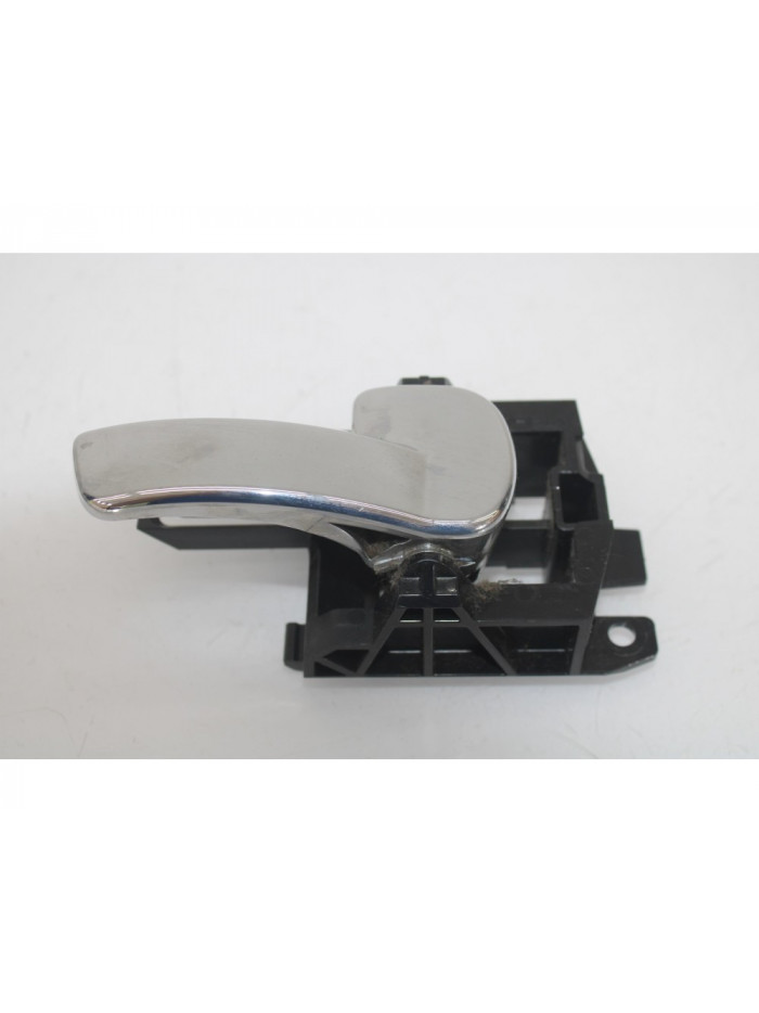 Maneta interior trasera derecha NISSAN QASHQAI 360 2008
