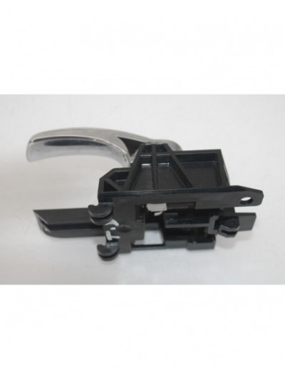 Maneta interior trasera derecha NISSAN QASHQAI 360 2008