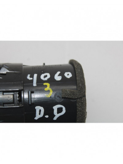 Rejilla aireadora NISSAN QASHQAI 360 2008