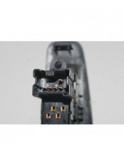 Mando elevalunas trasero derecho NISSAN QASHQAI 360 2008