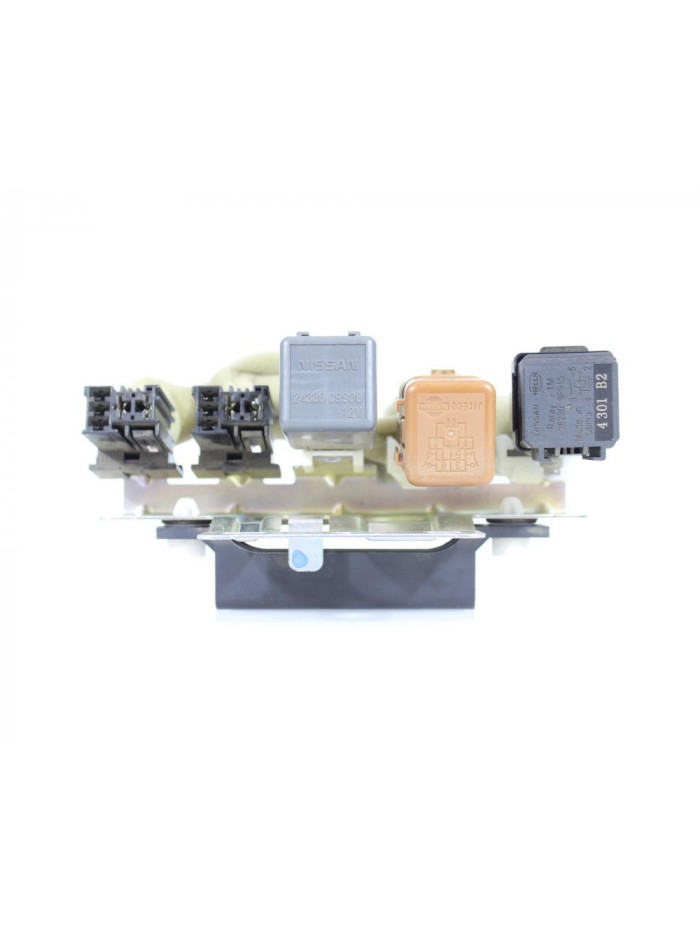 Caja reles / fusibles NISSAN QASHQAI Acenta 2015