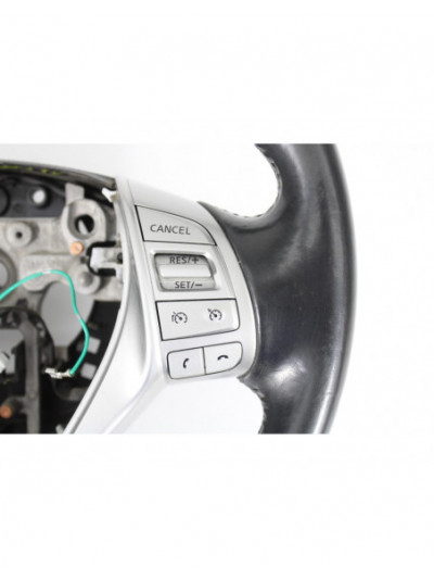 Volante NISSAN QASHQAI Acenta 2015