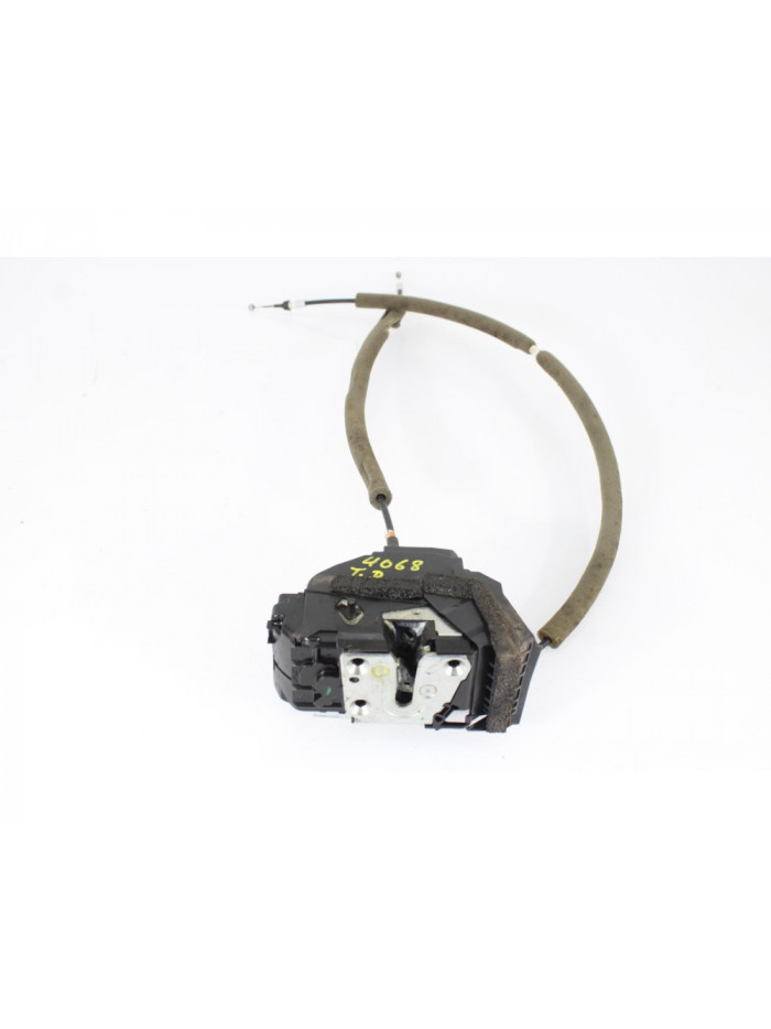Recambio de cerradura puerta trasera derecha para nissan qashqai (j11) acenta referencia OEM IAM 4068TD