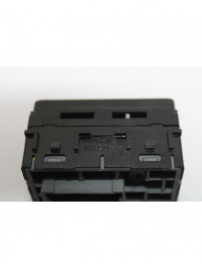 Recambio de mando retrovisor para nissan juke (f15) acenta referencia OEM IAM 6406K1