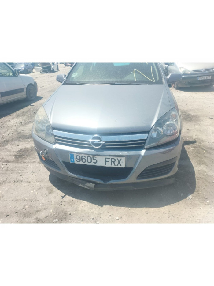 opel astra h gtc (a04) del año 2007
