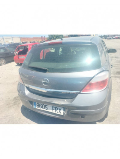 opel astra h gtc (a04) del año 2007