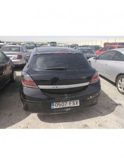 opel astra h gtc (a04) del año 2007