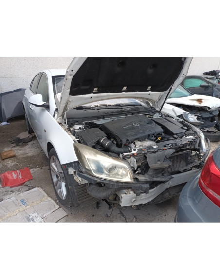 opel insignia a (g09) del año 2011