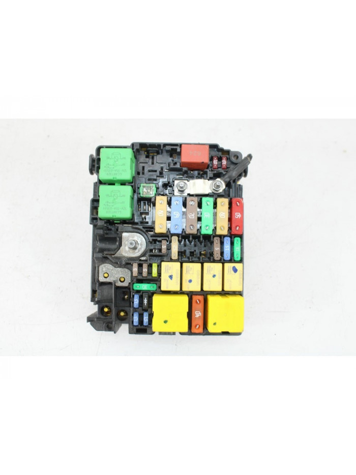 Caja reles / fusibles OPEL CORSA F 1.2 2021