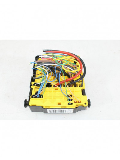 Caja reles / fusibles OPEL CORSA F 1.2 2021