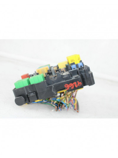 Caja reles / fusibles OPEL CORSA F 1.2 2021