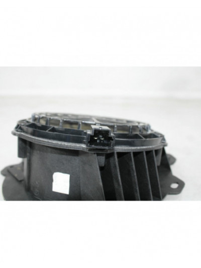 Recambio de altavoz delantero izquierdo para opel corsa f (p2jo) 1.2 (68) referencia OEM IAM 9818747880
