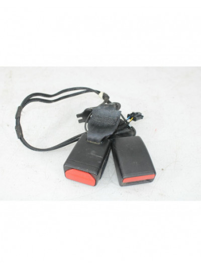 Recambio de anclaje cinturon trasero para opel corsa f (p2jo) 1.2 (68) referencia OEM IAM 6403040ETE